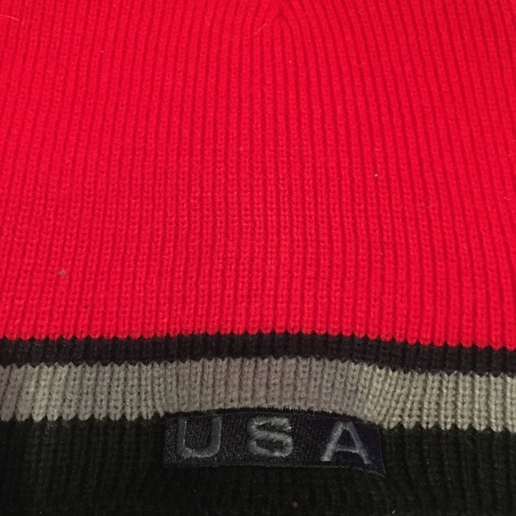 🇺🇸Red Winter Hat ⛄️⛷ - Picture 3 of 6